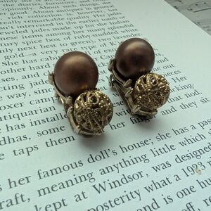 Elegant Gold and Brown Clip-On Earrings